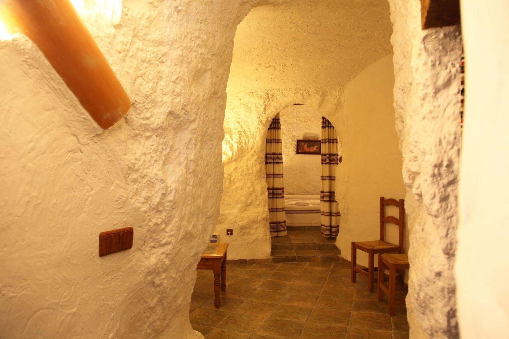 Cuevas La Atalaya Apartment Huéscar Екстериор снимка