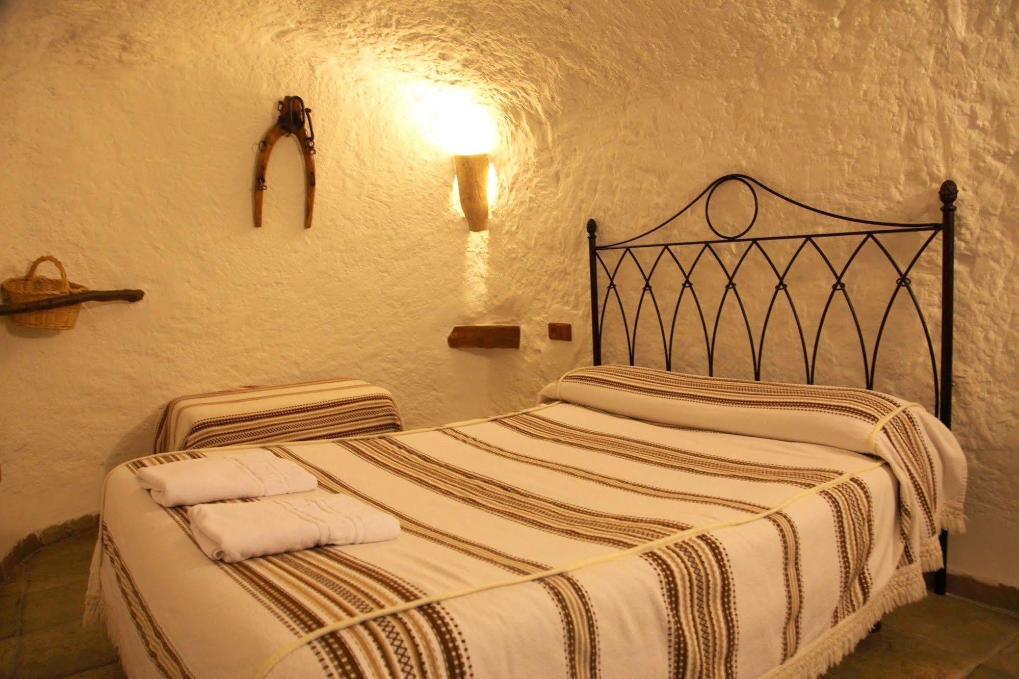 Cuevas La Atalaya Apartment Huéscar Екстериор снимка