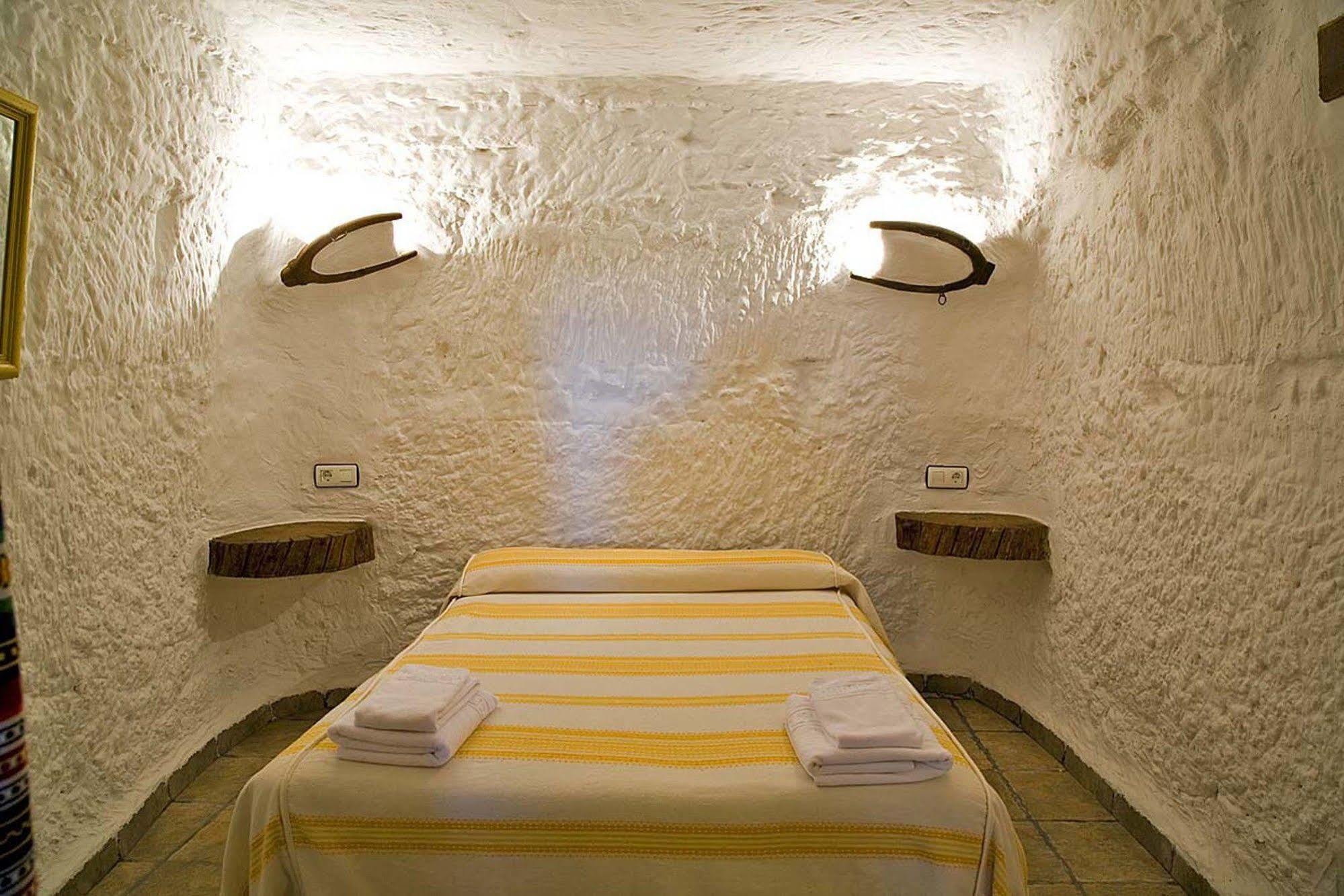 Cuevas La Atalaya Apartment Huéscar Екстериор снимка